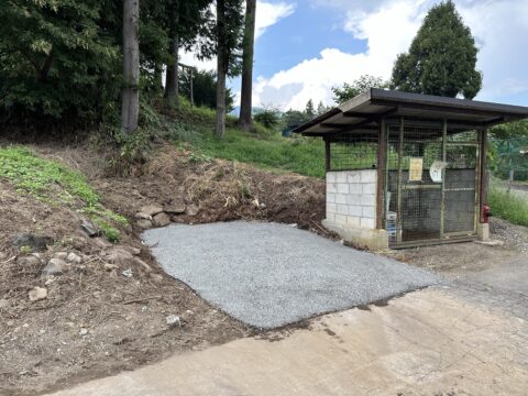 砕石敷均し工事